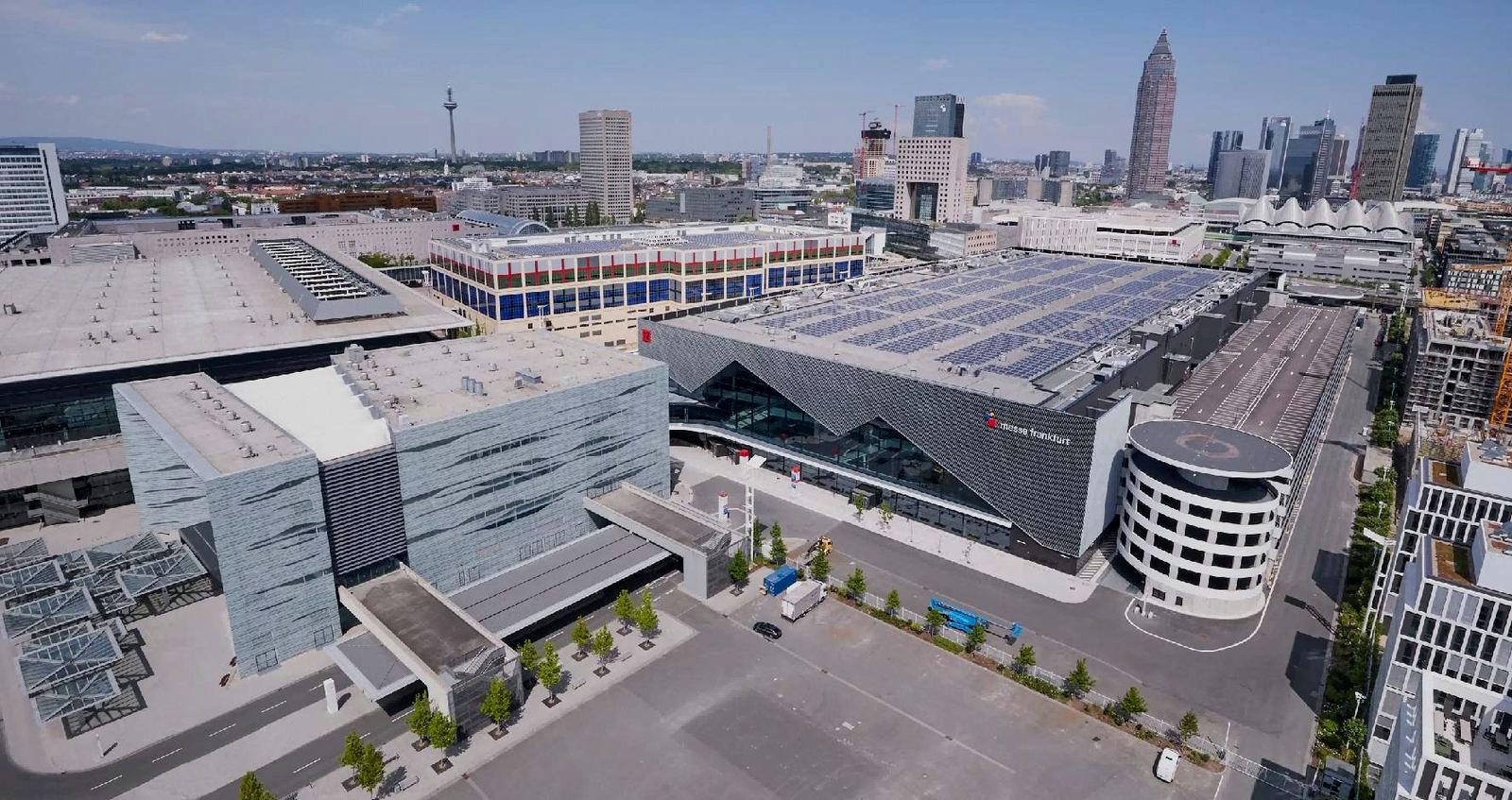 Frankfurt fairgrounds, regional context